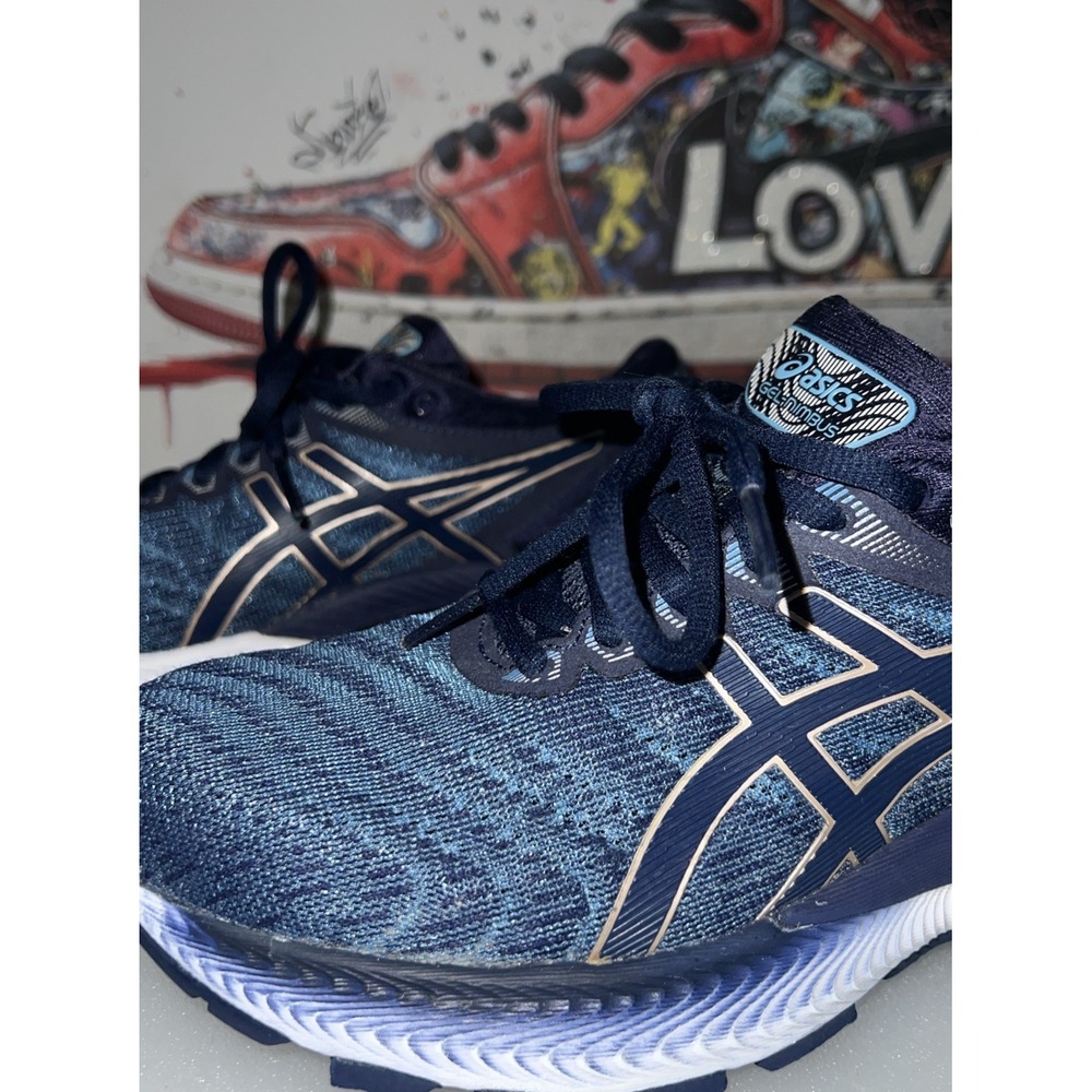 Asics Gel-Nimbus 22 Midnight Blue Gold Running Shoes 1012A587 Womens 6.5 - Picture 2 of 14